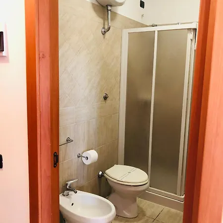 Отель Softwood 2*