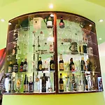 Softwood Hotel 2*
