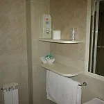 Hotel Softwood 2*