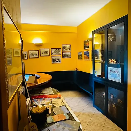 Softwood Hotel